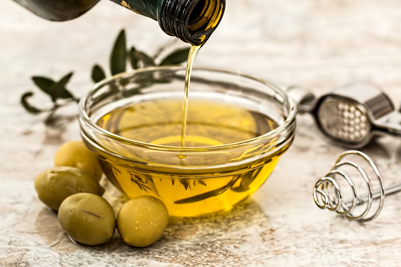 olive-oil-968657_1280
